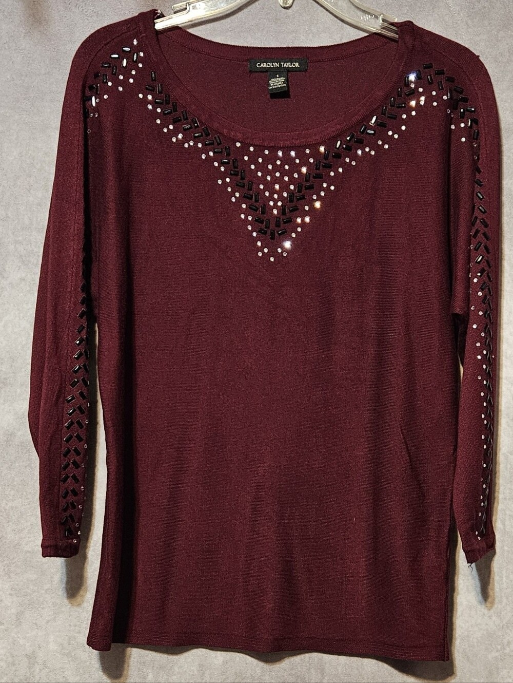 Carolyn Taylor Sweater Womens Small Burgundy Beaded Rhinestone Knit Top